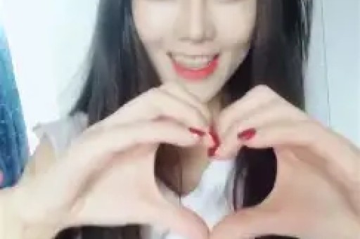 朱珠近期八卦大赏：被造谣塌房、婚姻烟火气拉满41岁依旧凭松弛感封神